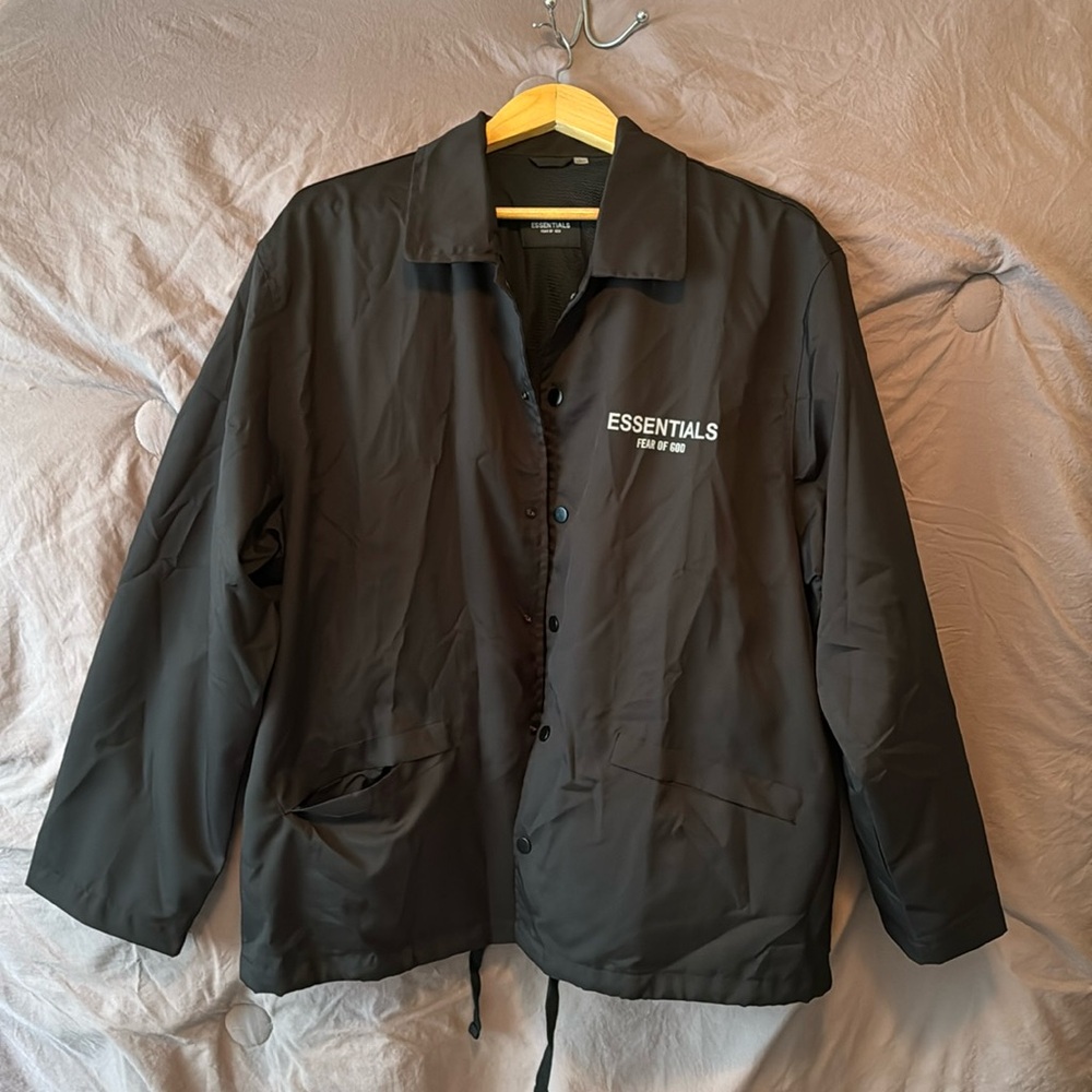 Essentials FEAR OF GOD- Snap Black Windbreaker
